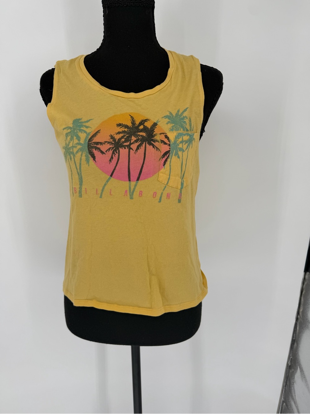 Billabong cotton Women's Yellow Palm-Print Sleeveless‎ Tank